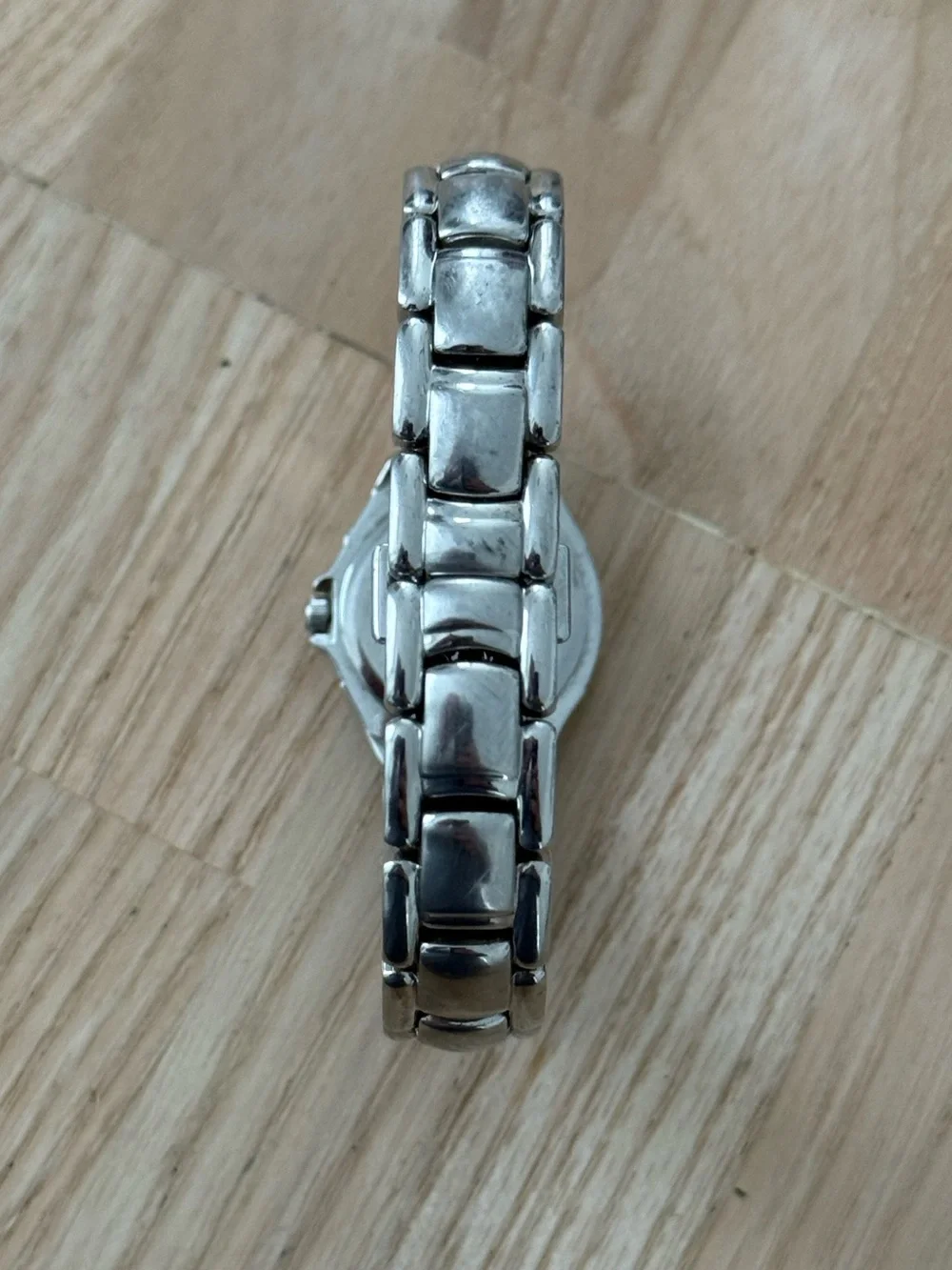 Seiko Diamond Rare Colorful Pearl Dial Ladies Watch Stainless Case Bracelet